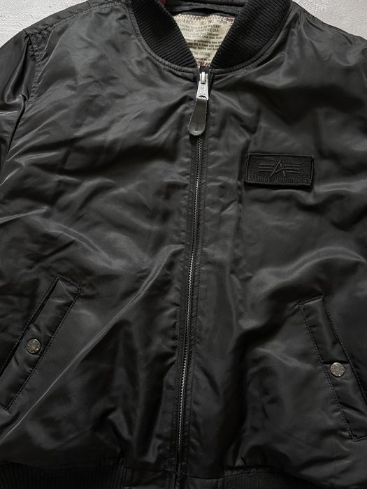 Бомбер Alpha Industries Archive Avant Garde