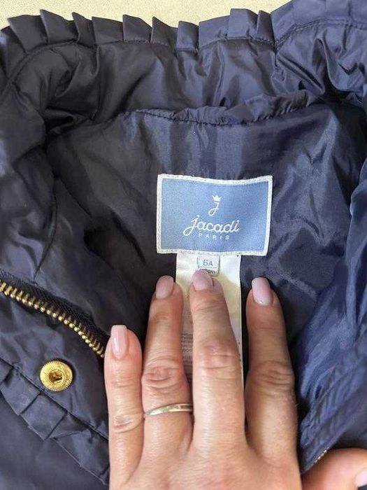 Стильна курточка на дівчинку