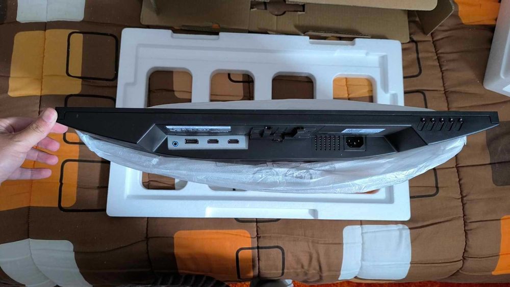 Monitor Gaming ViewSonic 24” Full HD 165Hz VX2418-P-MHD – Bom Estado