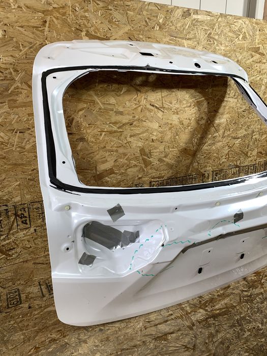 Lexus RX ляда Лексус РХ кришка запчастини