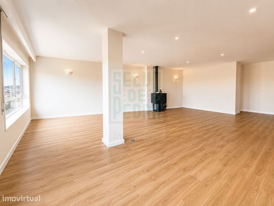 T4 com 182 m² e Terraço de 80 m² | Bonfim | Porto