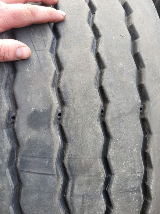 Шини 385 65 22.5 michelin