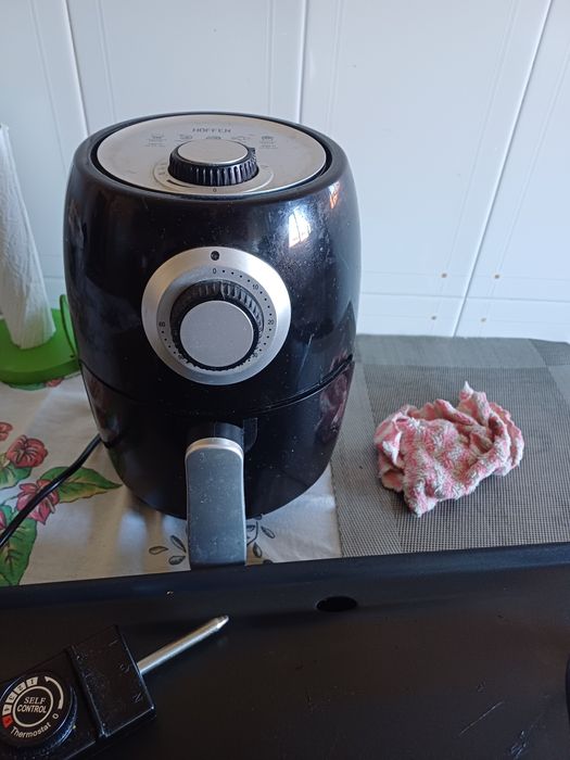 Fritadeira sem óleo e grelhador na chapa elétrico estão como novos 15