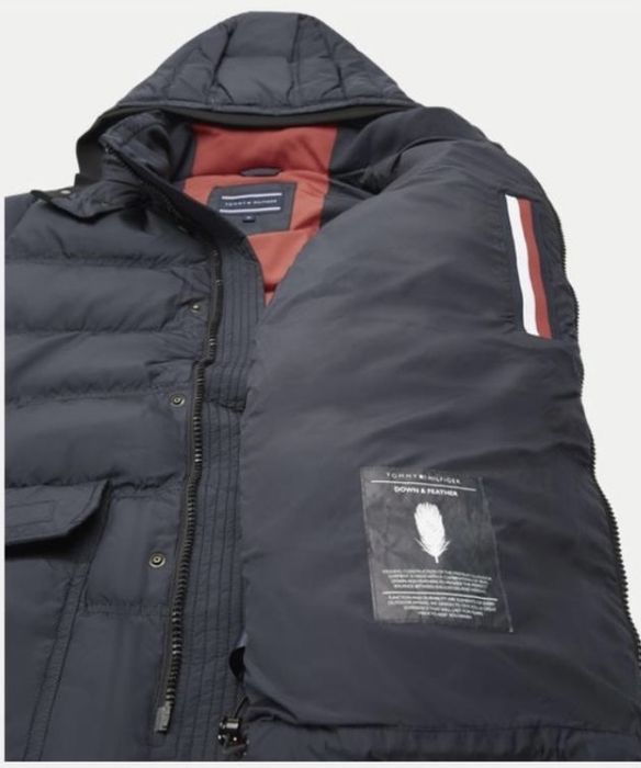 Оригінальний зимовий пуховик Tommy Hilfiger. Розмір:3XL, 5XL