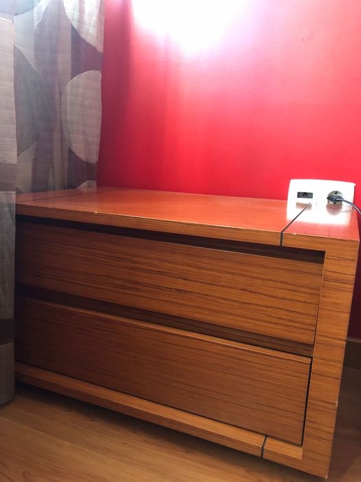 Mobilia de quarto em cerejeira (Sem colchão €280)