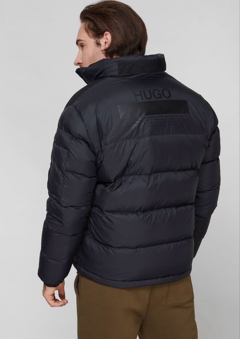 Куртка пуховик Hugo Boss. M