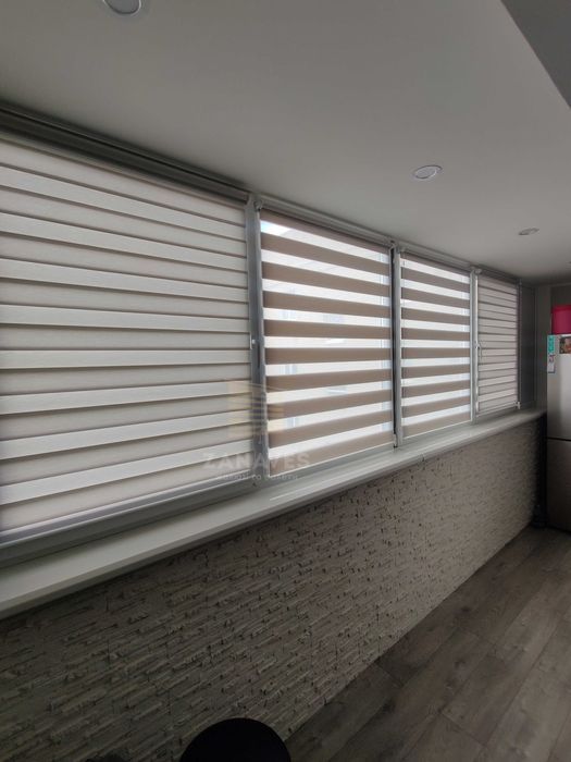 Рулонные шторы, тканевые ролеты "день-ночь". Жалюзи для окон