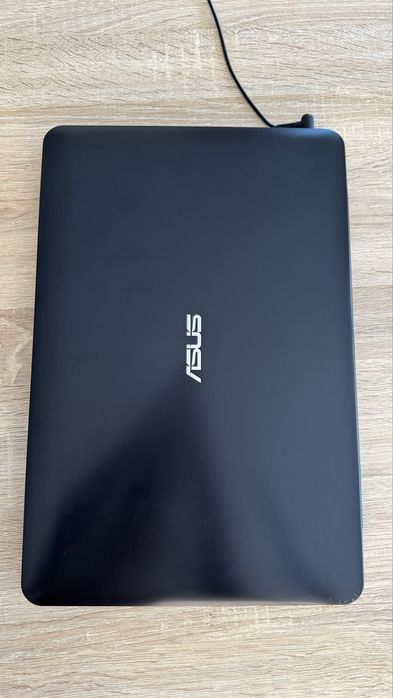 PC Portatil ASUS