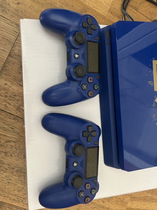 Playstation Days of play blue