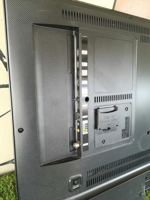 Samsung UE40MU6125K