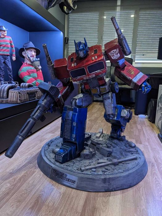 Estatua Infinity Creative Designs 1/12 Optimus Prime