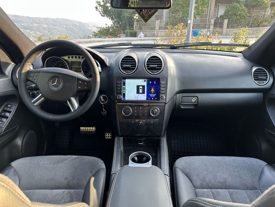 Mercedes-Benz Classe M 320 — fotografia 11