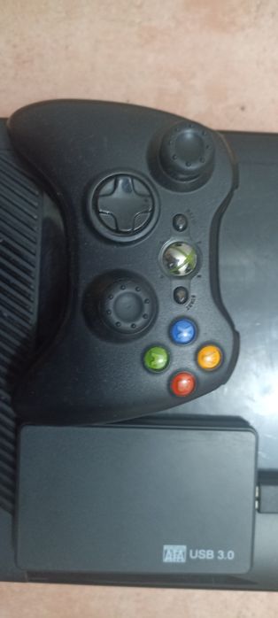 Xbox 360 com disco externo e desbloqueada