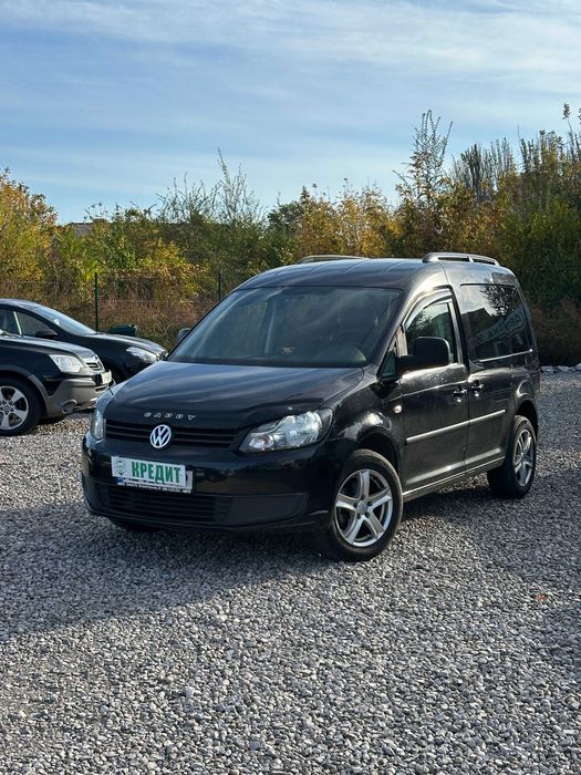 Продам Volkswagen Caddy 2012 рік можлива розстрочка,кредит!