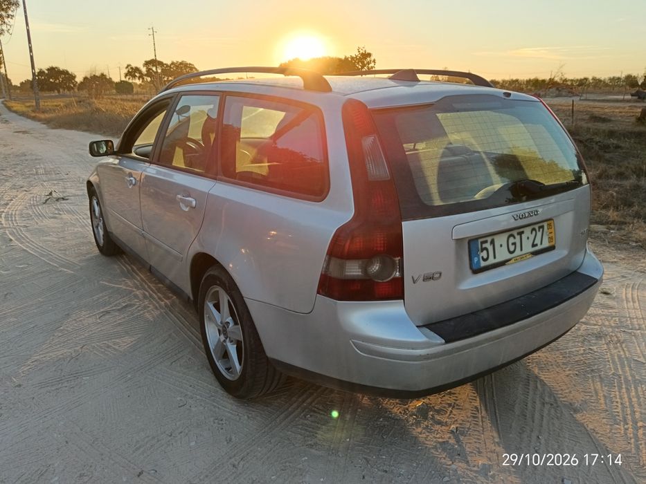 Volvo v50 2.0d 136cv