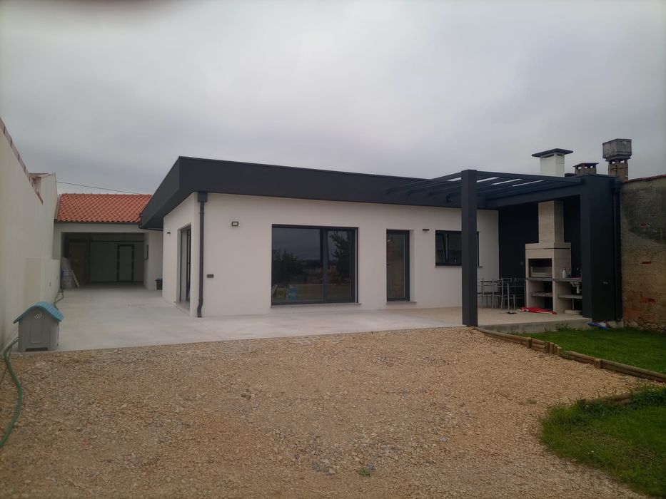 Comprar imóvel/ efetuar obras com experiência e segurança