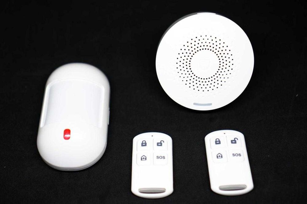 Беспроводная сигнализация для дома TUYA WiFi +датчики+пулты ДУ.
