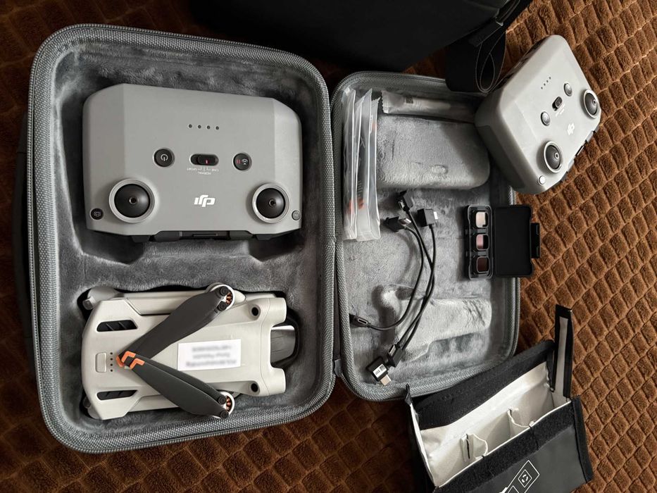DJI Mini 3 Pro + 3 baterie (18/26/29 cykli) + filtry ND — stan idealny