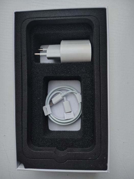 Samsung s23 plus 8/512GB