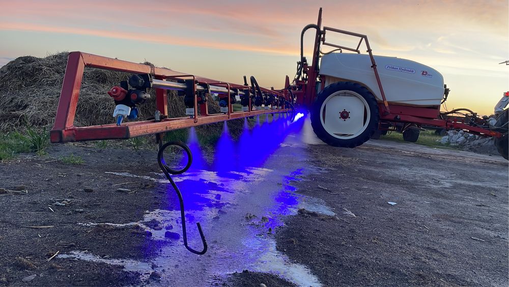 Opryskiwacz Bury Pelikan 2000 l 18m Hydraulik Komputer Bravo