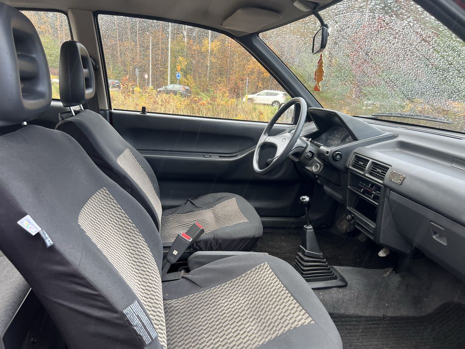 Daihatsu charade