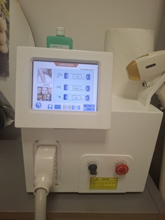 Depilação a laser tripla onda ( diodo ,Alexandrite e ND-YAG)