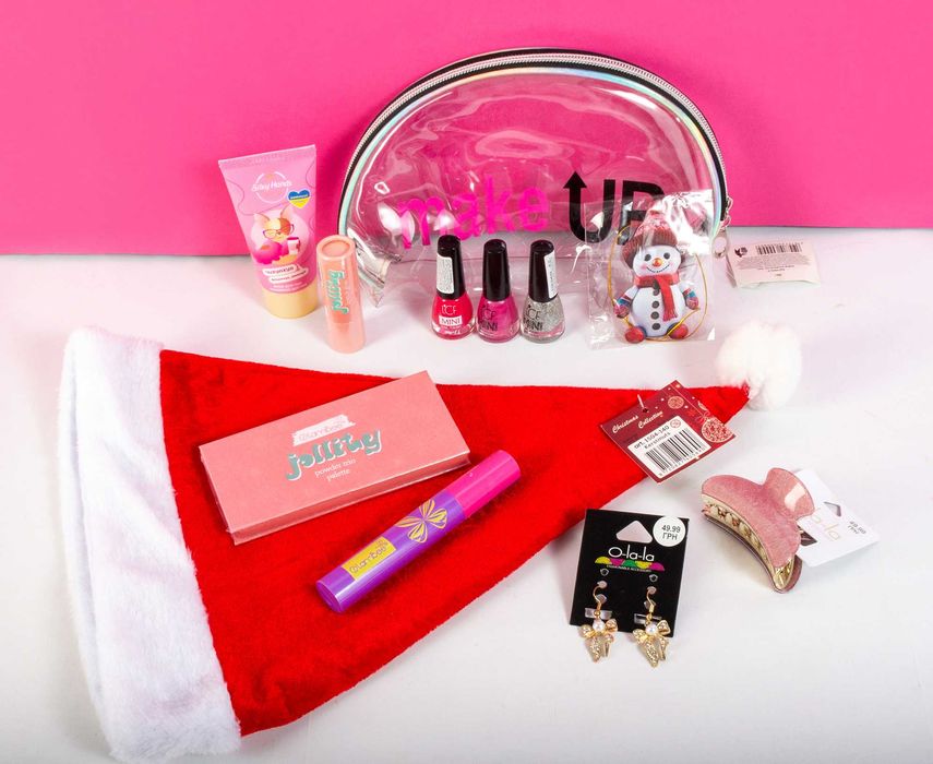 Новорічні подарункові набори, б'юті бокси. Подарунок на Новий рік