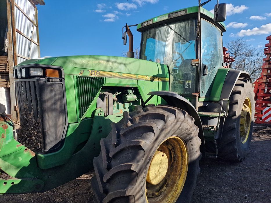 Трактор Джон Дір John Deere 8200