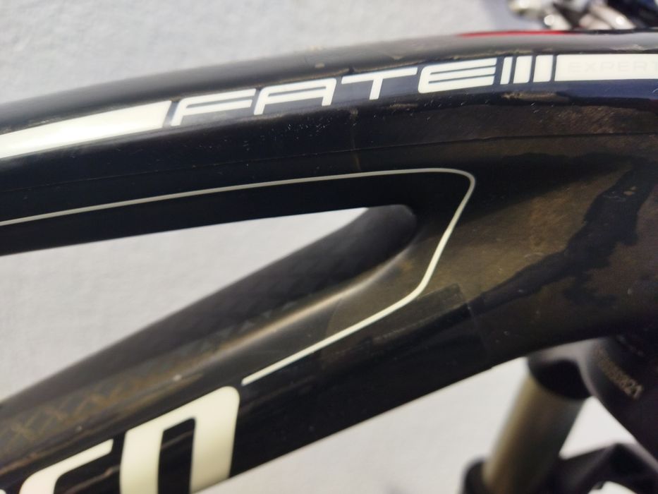 Bicicleta Specialized Fate Carbon 29