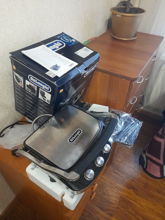 Продам електрогрильницю Делонджі CGH 912