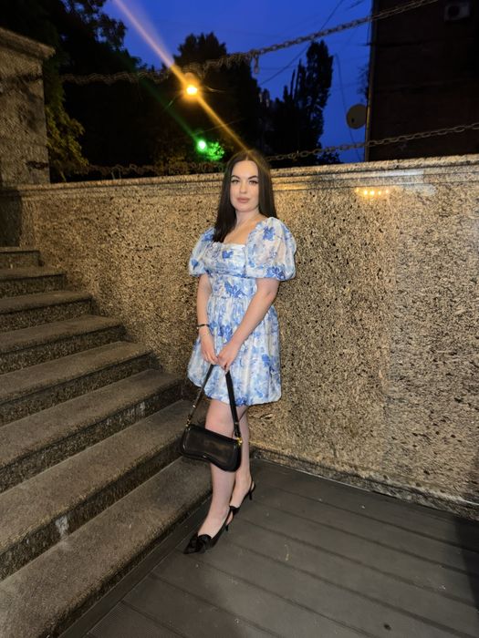 Сукня в квітковий принт