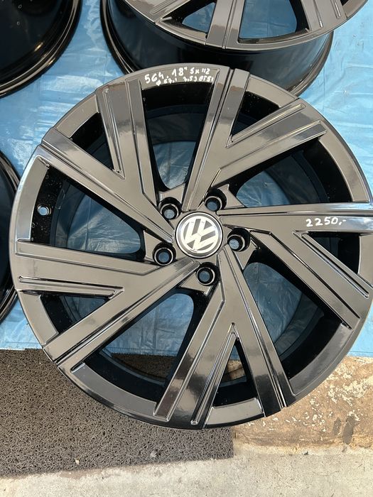 564 Felgi Aluminiowe Oryginał VW Volkswagen R 18 5x112 B Ładne Czarne