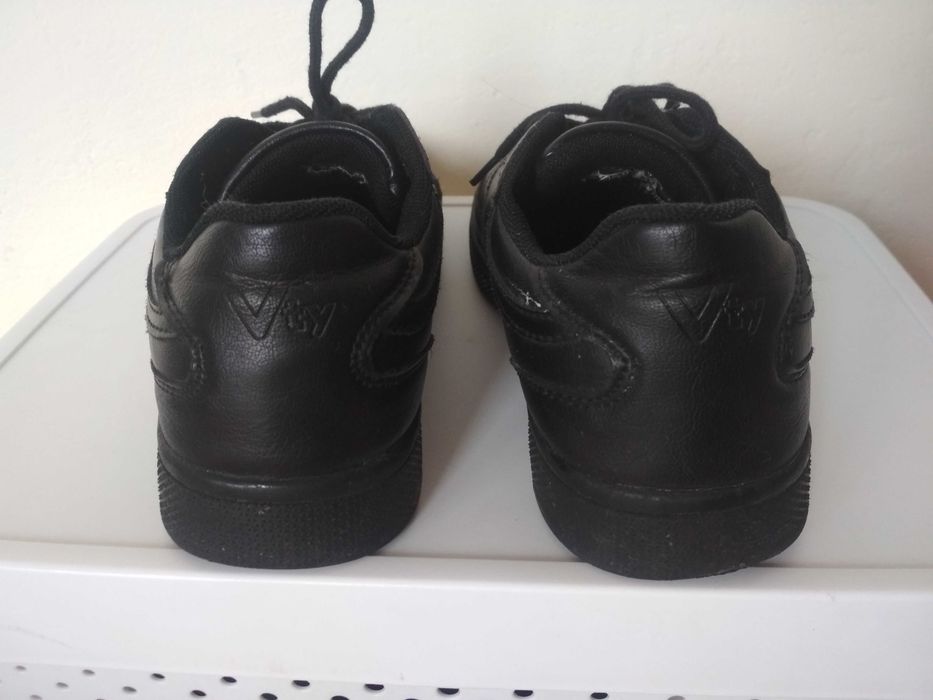 Czarne buty - rozm. 39