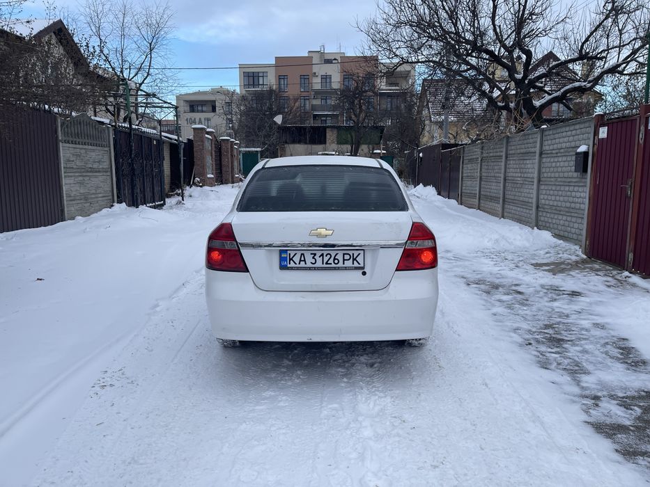 Продам автомобіль полностью робочим состояние