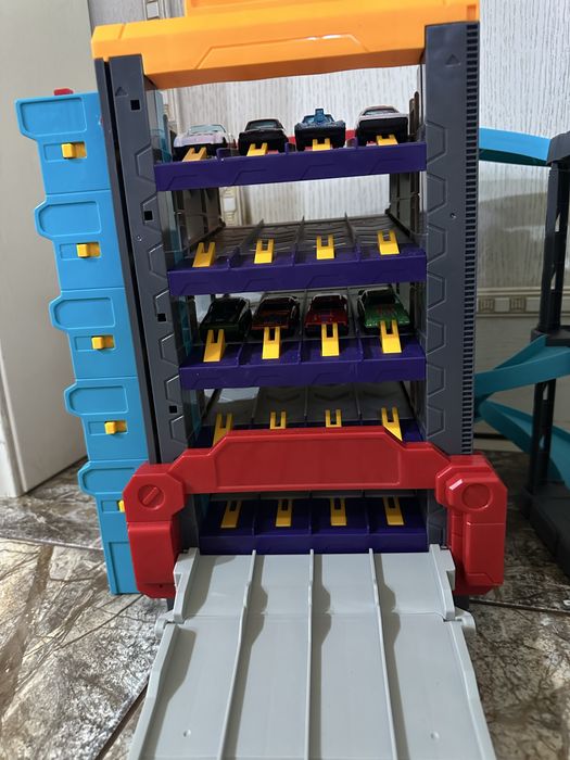 Паркінг- трек машинки