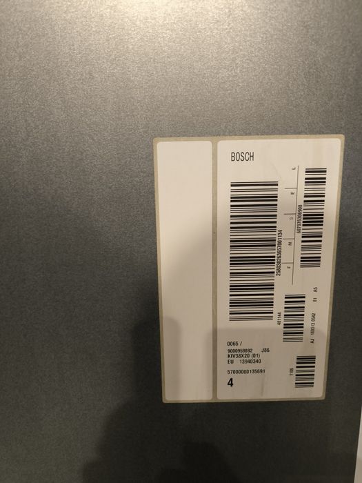 Szuflady półki lodówka bosh zabudowa