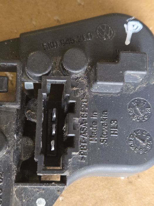 Wklad lampy oprawka vw golf 6