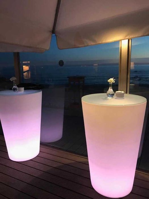 Mobiliario led mesas altas