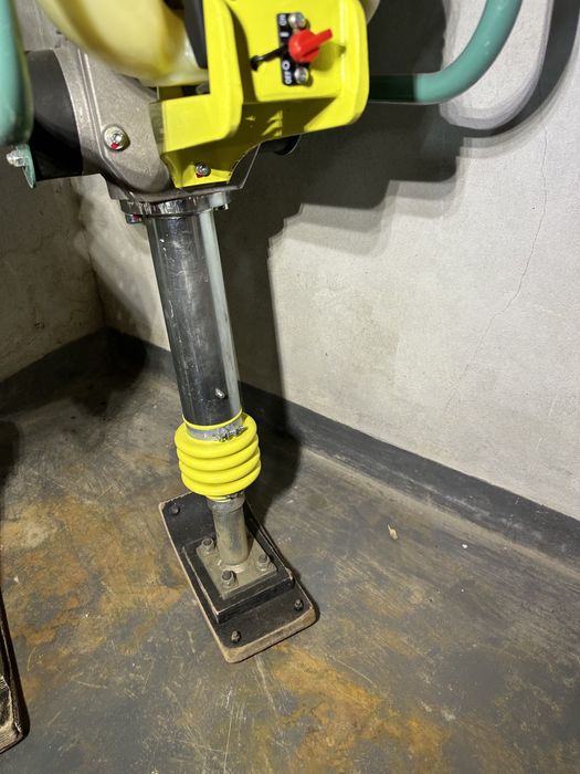 Вибротрамбовка Ammann ATR 30 Weber SRV 300  Вибронога трамбовка
