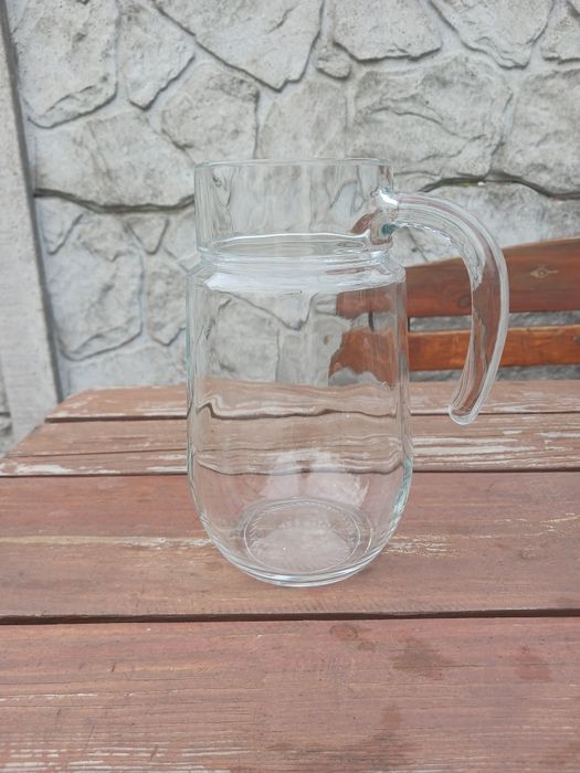 Dzbanek karawka na sok