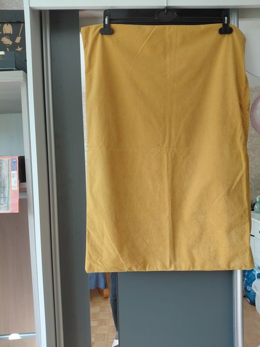 Poszewki/powłoczki/pokrowce dwa na duże poduszki. Bardzo polecam!