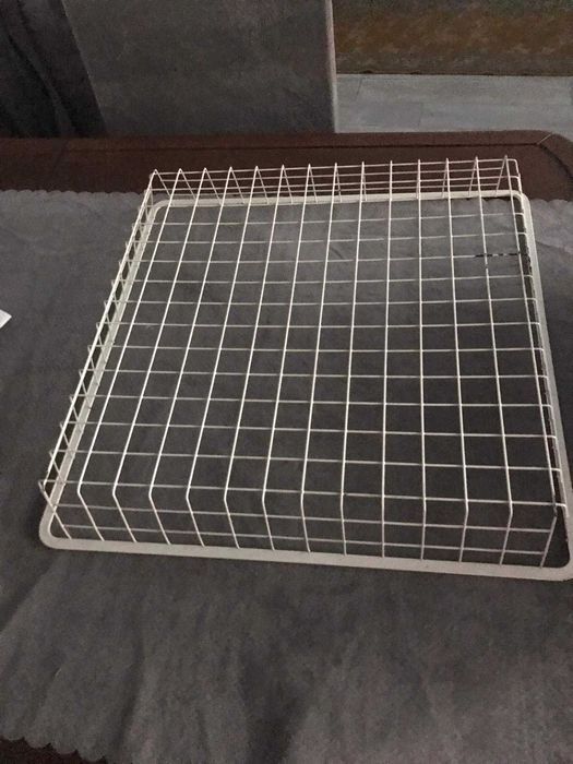 Cesto em arame - branco - Marca Elfa