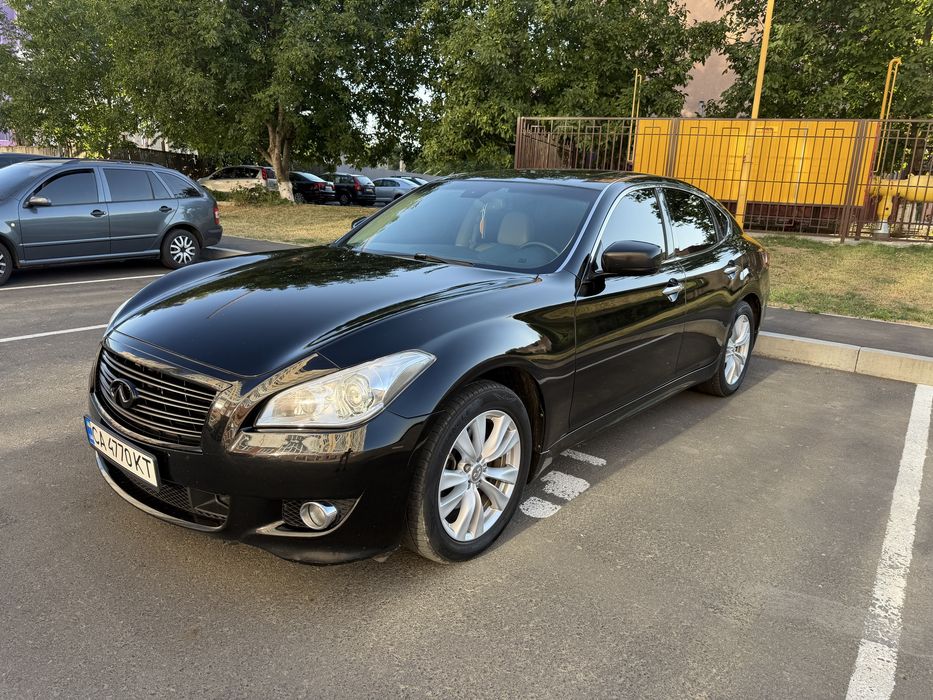 Продам Infiniti M37