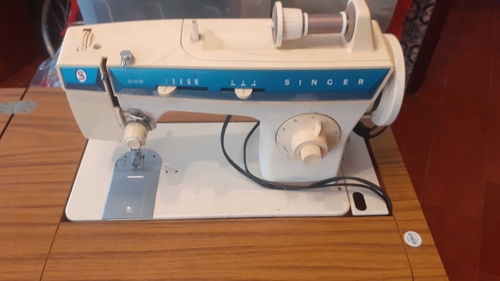 SINGER 288 Sewing Machine
