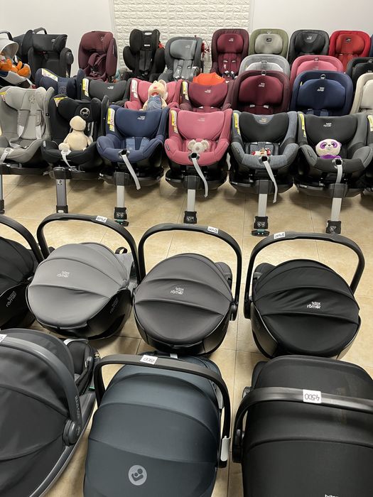 Автокрісла Магазин Britax Romer Cybex Recaro Бустер детское автокресло