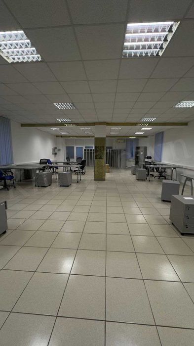 Здаються в оренду два приміщення в р-ні «МРЕО»