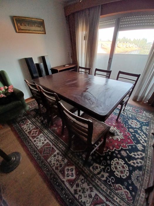 Mesa de Jantar Clássica