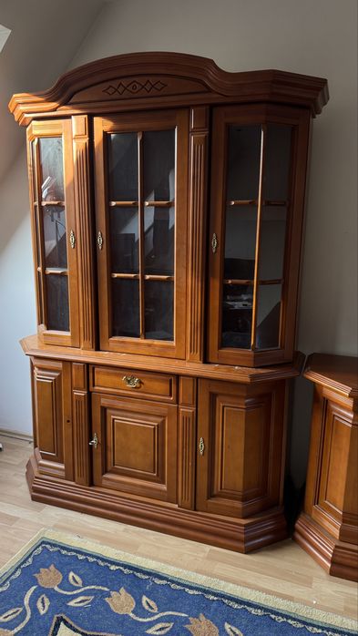 Witryna z komoda plus komoda do oddania