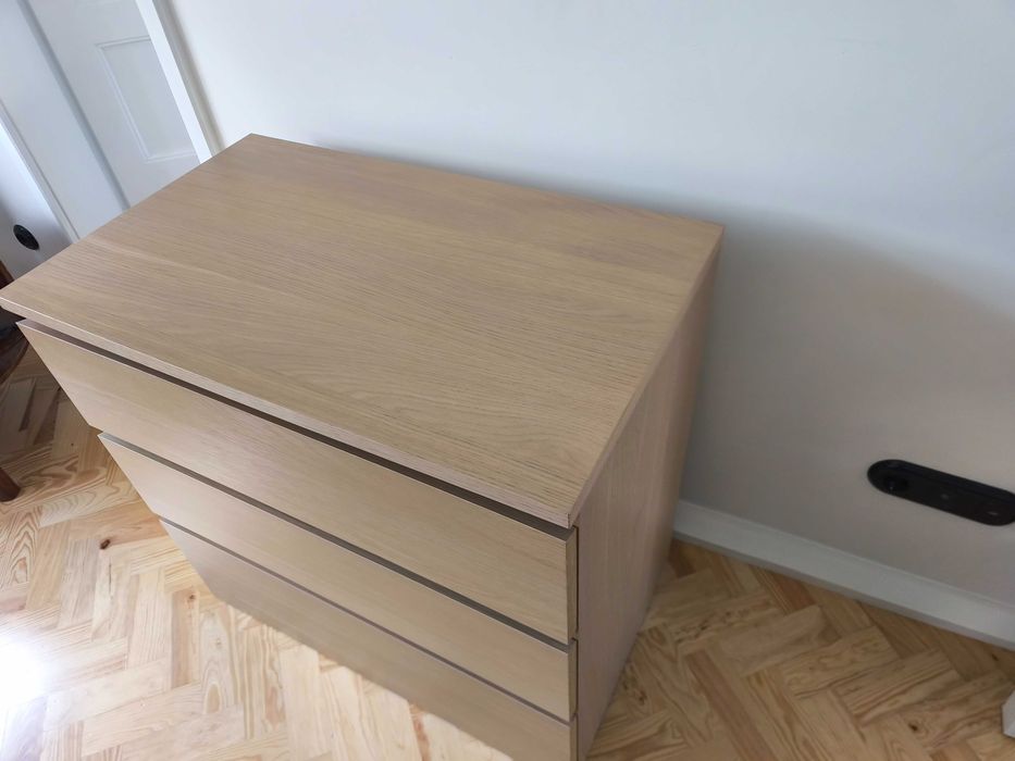 Cómoda IKEA como nova