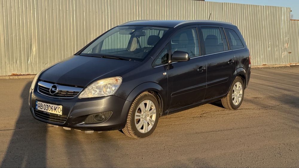 Opel Zafira 1.7 tdi 7 місць 2011р